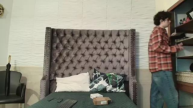 AZZREL_ETHANN from StripChat is Freechat