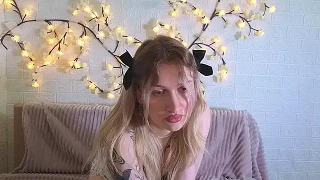 babysammyee from StripChat is Freechat