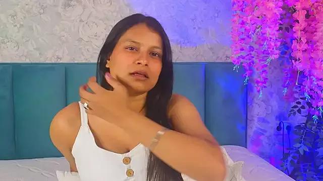 BarbaraCastro from StripChat is Freechat