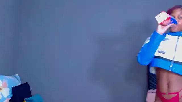 BarbieDoll21 from StripChat is Freechat