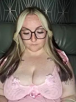 BBW_Diamond_xox from StripChat is Freechat