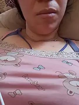 bella_bellaa from StripChat is Freechat