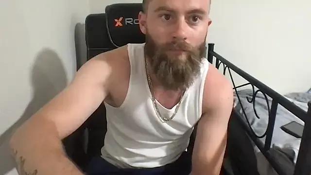 bentleysmooth from StripChat is Freechat