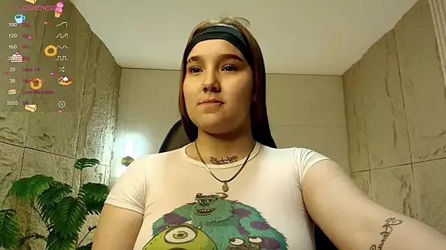 black_russo_r from StripChat is Freechat