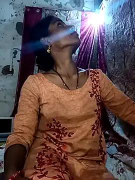 BlackCoupel from StripChat is Freechat