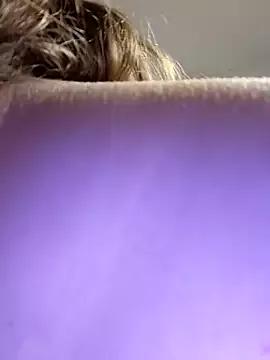 BlackCurly from StripChat is Freechat