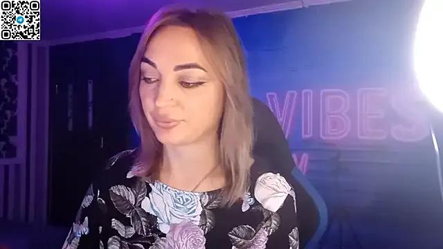 Blonde_Temptation from StripChat is Freechat