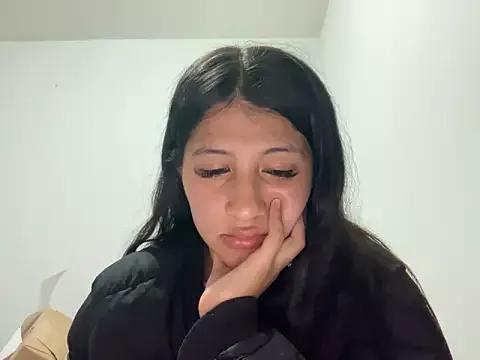 calyxx_kitty from StripChat is Freechat