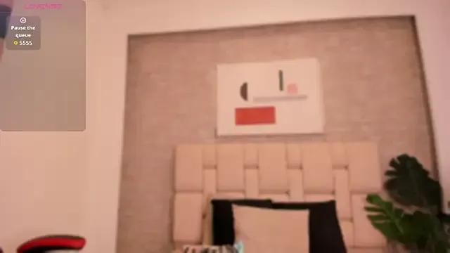 cami_luxx from StripChat is Freechat