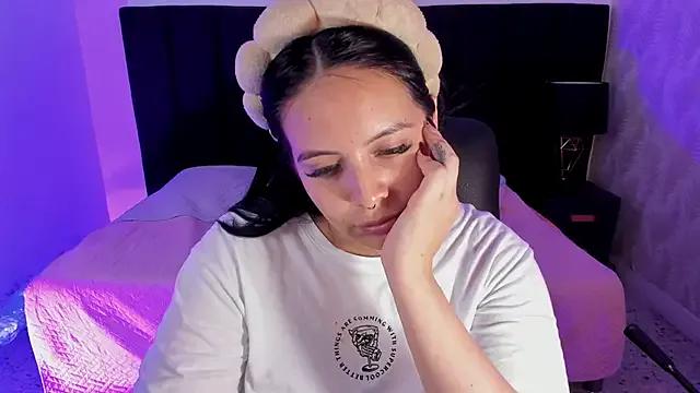 camiladuke7 from StripChat is Freechat