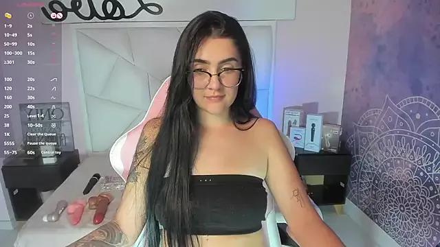 Carla_Bonnet from StripChat is Freechat
