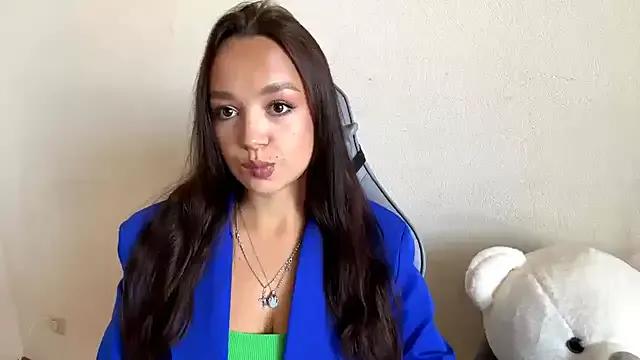 Carrie_dreams from StripChat is Freechat