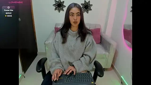 cataleya_sub_ from StripChat is Freechat