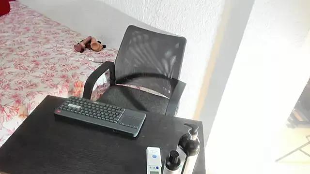 cataleyah_07 from StripChat is Freechat