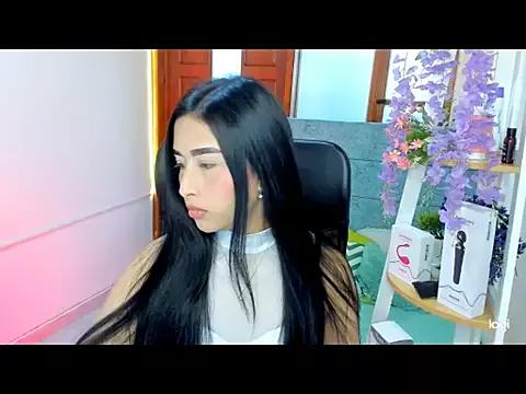 catalina_rosse_ from StripChat is Freechat
