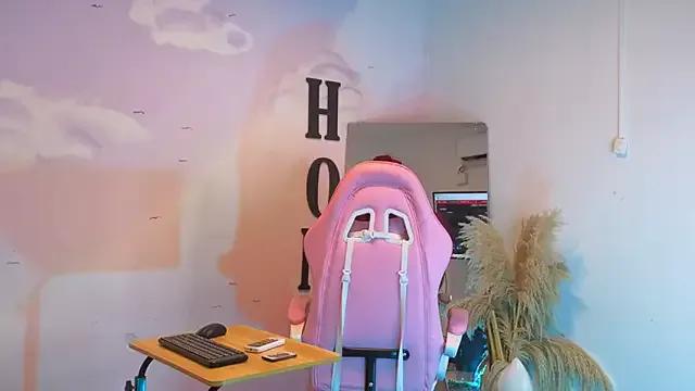 Catherine_Smith_ from StripChat is Freechat