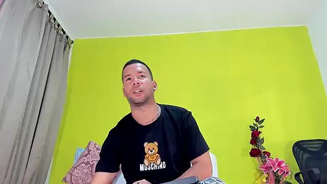 Celesteyorucso from StripChat is Freechat