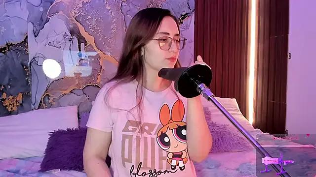 centaurigirl from StripChat is Freechat