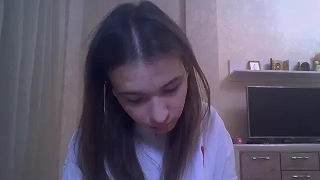 CeyaLier from StripChat is Freechat