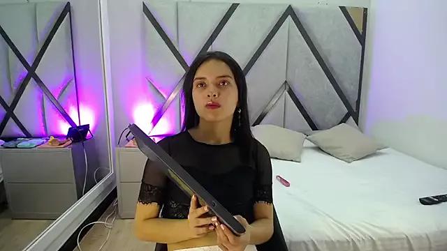 Cherry_Sanderss from StripChat is Freechat