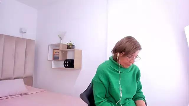 Clhoe_Johnson from StripChat is Freechat