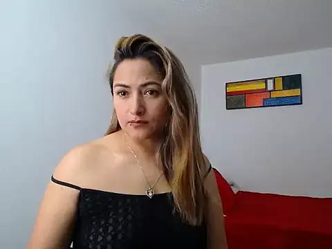 cristal-spicy from StripChat is Freechat
