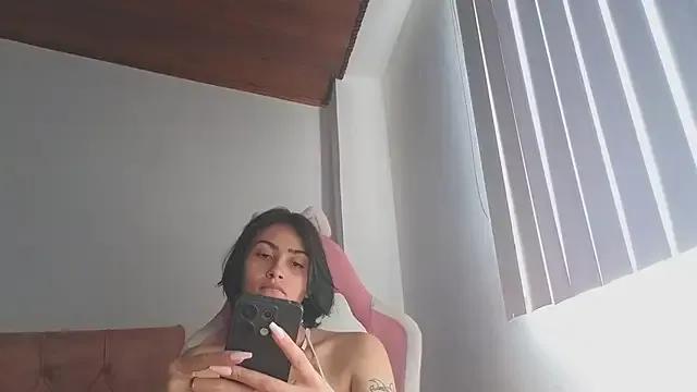 Crystal_Star_ from StripChat is Freechat