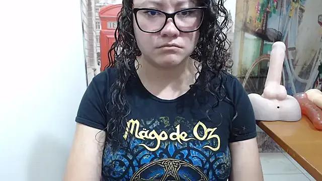 curly_greeneyed from StripChat is Freechat
