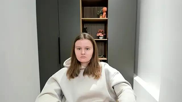 DaniellaPencil from StripChat is Freechat