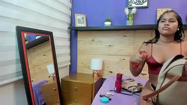 DashaArel from StripChat is Freechat