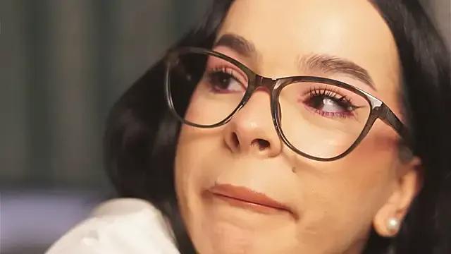 DeniseBlu from StripChat is Freechat