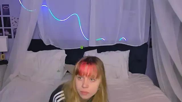 dina_sparks from StripChat is Freechat