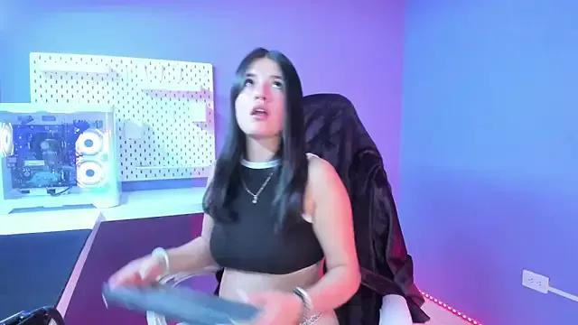 Dulce_Sofia_20 from StripChat is Freechat