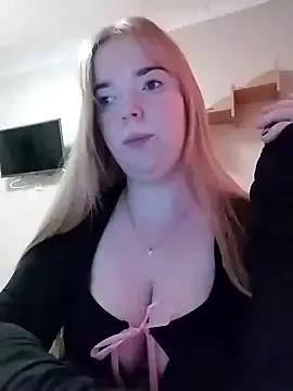 Eline_Smith from StripChat is Freechat