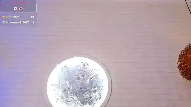 Elise_Diamond from StripChat is Freechat