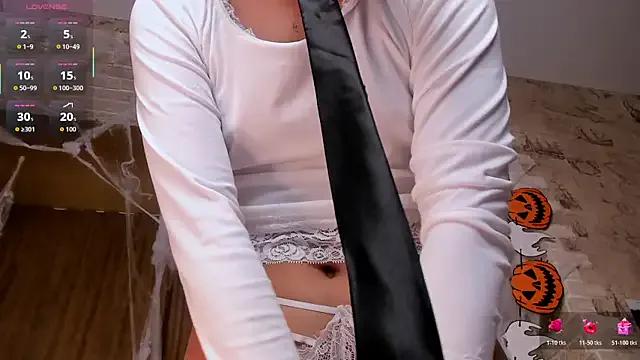 Elle_wooods from StripChat is Freechat