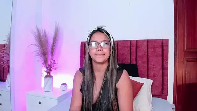 EllieFontanes from StripChat is Freechat