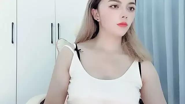 Eloise131499 from StripChat is Freechat