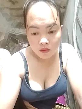 emilyzz from StripChat is Freechat