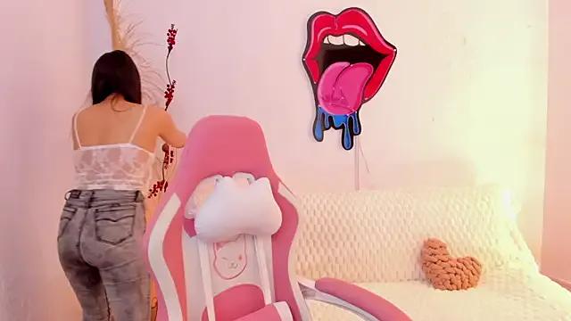 EmmaMyers1 from StripChat is Freechat