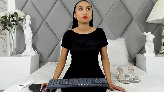ErikaMancini from StripChat is Freechat