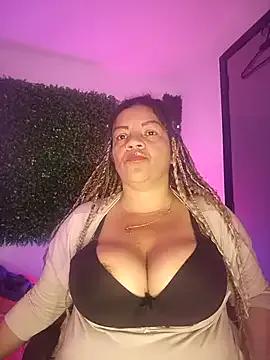 Eva_Luxei from StripChat is Freechat