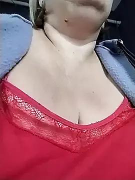 EvaCristal from StripChat is Freechat