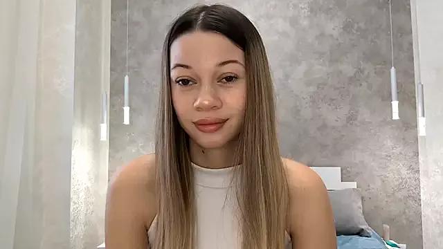 evelina_bloom from StripChat is Freechat