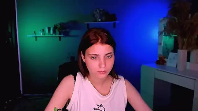 evelyn_muse from StripChat is Freechat