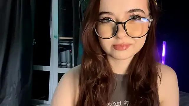 FloralAtoll from StripChat is Freechat