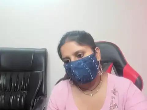 Flowing_love from StripChat is Freechat