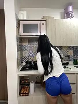 gaby_wild_fire from StripChat is Freechat