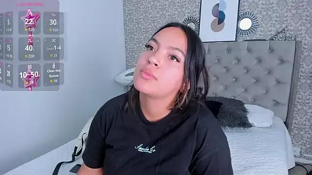 Grace_Hollis from StripChat is Freechat