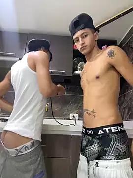 gustavo_saaled19_ from StripChat is Freechat